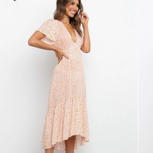 Petal & Pup never worn. CUDALLE DRESS - ORANGE